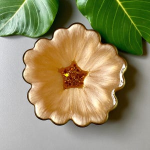 Coasters Cantaloupe Flower with Center Sparkles, Handmade Epoxy Resin Coasters